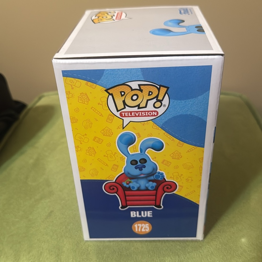 Funko Pop! Blues Clues Premium Blue In The Thinking Chair - Picture 6 of 8